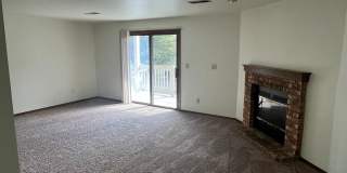 Willow Creek Apartments Gallery 1