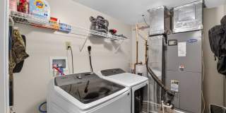 Spacious 2BR Condo in La Plata Gallery 28