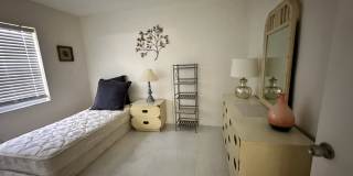 1051 Forrest Nelson Boulevard Gallery 8