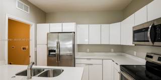 2835 NW 14th Street, Fort Lauderdale, FL 33311 Gallery 1