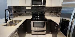 2941 Riverside Dr Gallery 1