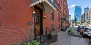 609 S 9th Street Gallery 30