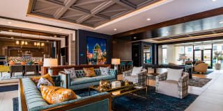 44 Washington Gallery 22