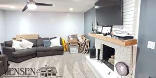 7 Bedroom Home in Bloomington Gallery 12