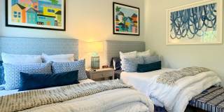 ** YOU WANT LUXURY AT ITS FINEST**ABSOLUTELY STUNNING ENTERTAINMENT 4\5 MOORINGS HOME ** Gallery 81