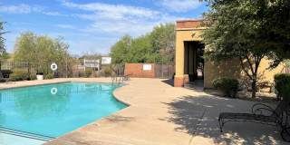 2028 E River Rd Unit 203 Gallery 33