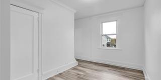 127 Maple Avenue Gallery 7