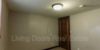1529 N 24th St. Gallery 31