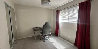 5525 East Thomas Road Gallery 15