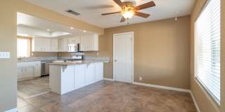 Beautiful 3 Bedroom, 2 Bath Apple Valley Home! Gallery 5