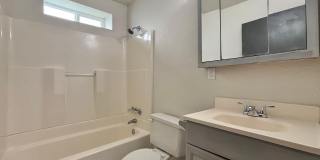 2406 East Empire AvenueUnit B Gallery 4