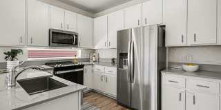 Modern 2BR/2BA Home | Built in 2023 | Private Yard | Mountain Views | EV Charger Gallery 6