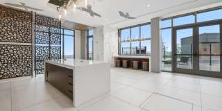 Solaire 8200 Dixon Gallery 19