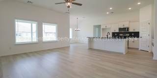 Stunning New Construction Simmons Home - 5 Bed 3 Bath - Move In Ready! Gallery 10