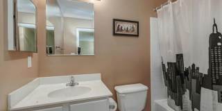 46363 PRYOR Square Gallery 11