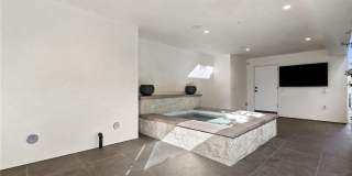 710 Avocado Avenue Gallery 41