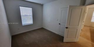 1683 SE 7th Ln Gallery 7