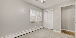 Continental Court Gallery 21