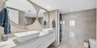 400 S Pointe Dr Gallery 19