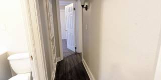 Beautiful 3 Br 1 Ba in Heart of KC MO Gallery 10