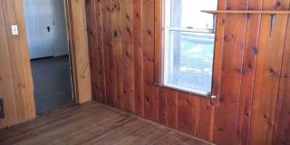 Charming 3-Bedroom Home in Peoria — Pet-Friendly & Move-In Ready! 50% Off First Month! Gallery 5