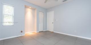 330 NE 86 St Gallery 12
