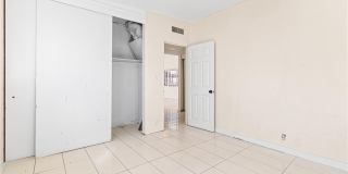 2204 S 15th Street Gallery 13