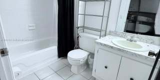 300 NW 42nd Ave Gallery 13