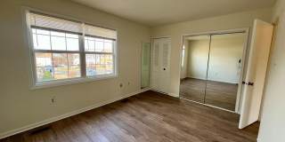 8421 MCKENZIE Circle Gallery 23