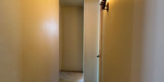 Unique 3Bdm 2Ba home is located in a great central location Gallery 52