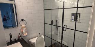 Incredible 2 Bedroom 2 Bath West Loop, Chicago Penthouse Condo for Lease (parking included) Gallery 15