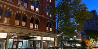 Red Oak at 83 Hanover Street Gallery 64