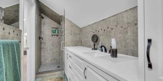 502 Brighton Avenue Gallery 45