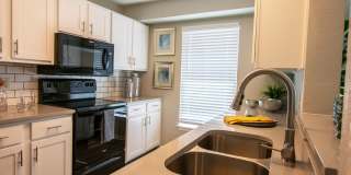 Park Edge Apartment Homes Gallery 6