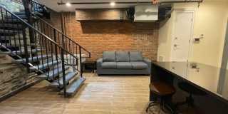 Comm Ave Luxury 1-Bedroom Loft Gallery 4
