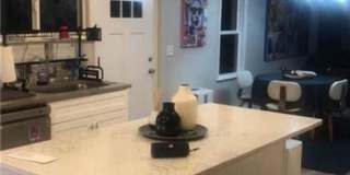 Room in 4 Bedroom Home at North Avenue NW Gallery 4