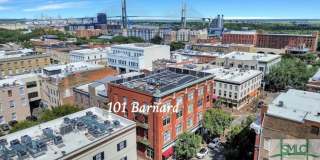 2 BED | 2 BATH | DOWNTOWN CONDO | GARAGE PARKING INCLUDED Gallery 1