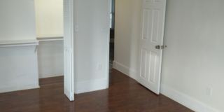 24 Banks St Gallery 19