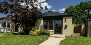 2537 Willow Street Gallery 1