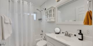 1040 Herndon Street NW Gallery 15