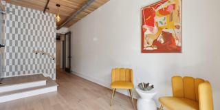 901 KING Street Gallery 17