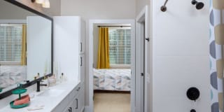 The Local Sugar Hill Gallery 13