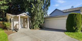 Charming 3 bed/1bath Lynnwood Home Gallery 1