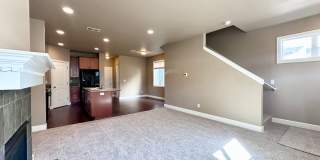 Modern 3 Bed/2.5 Bath with Double Car Garage Townhome in Sandy, OR! Gallery 8