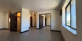 461 Grant Gallery 1