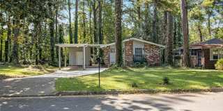 127 Ruzelle Drive SE Gallery 1