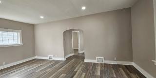 3930 Webster Street Gallery 2