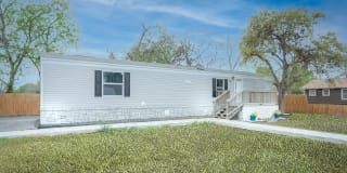 2204 Avenue K Gallery 1