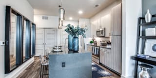 Lumen - Apartment & Townhomes Gallery 15