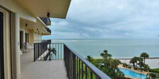 ***HIGH IN THE SKY CONDO BREATH-TAKING VIEW*** MARCO ISLAND SEASONAL or FURNISHED ANNUAL IN MARCO ISLAND *** Gallery 6